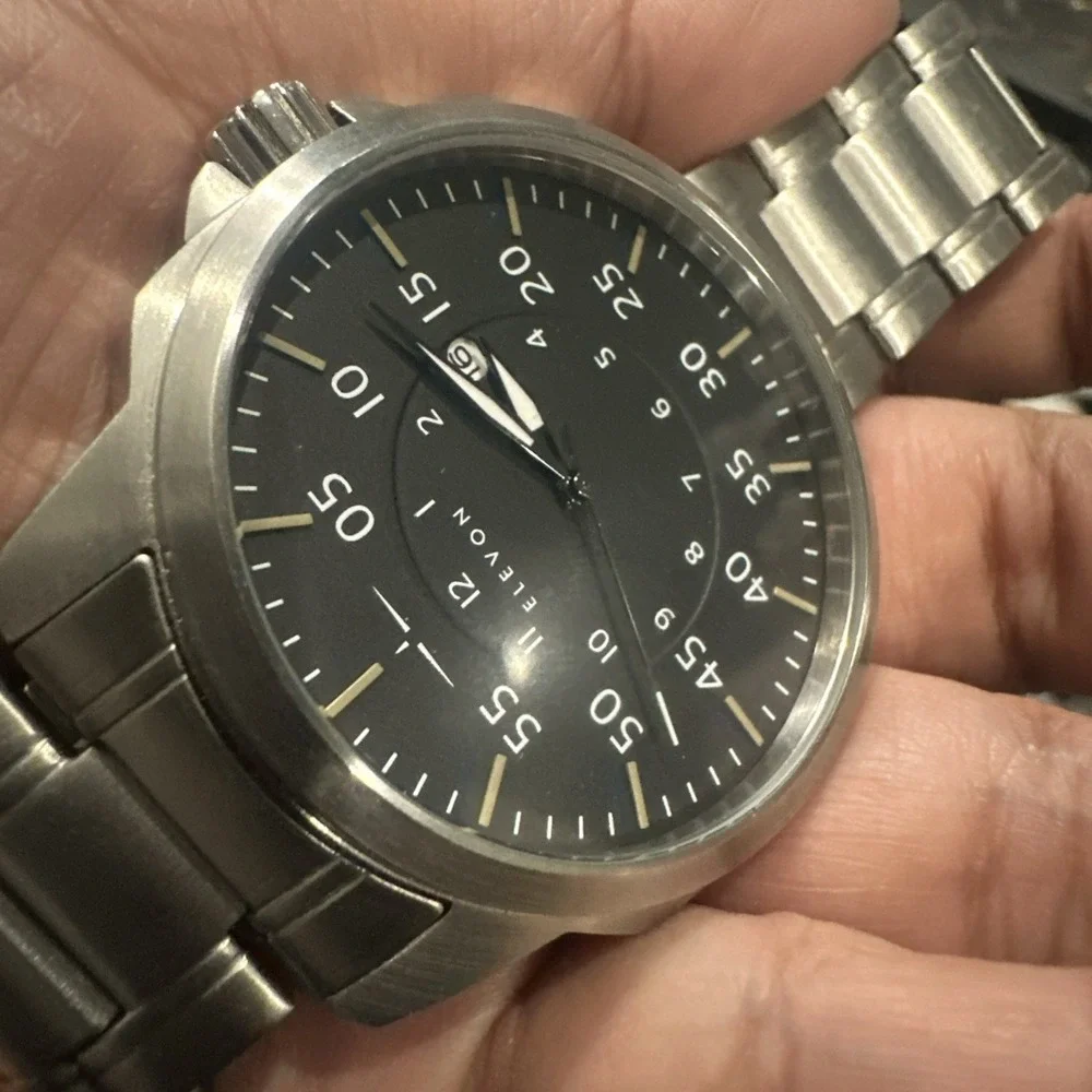 Elevon new battery